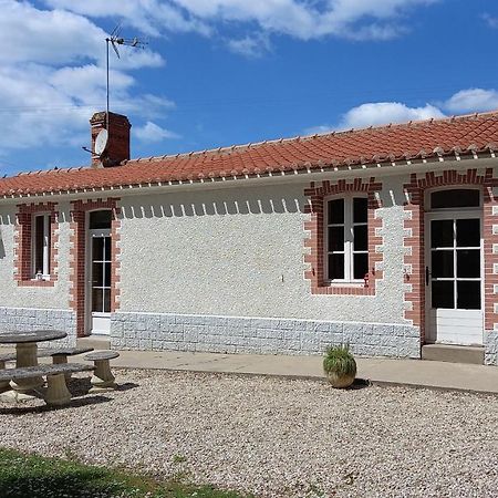 Gite Le Plessis Villa Saint-Urbain  ภายนอก รูปภาพ